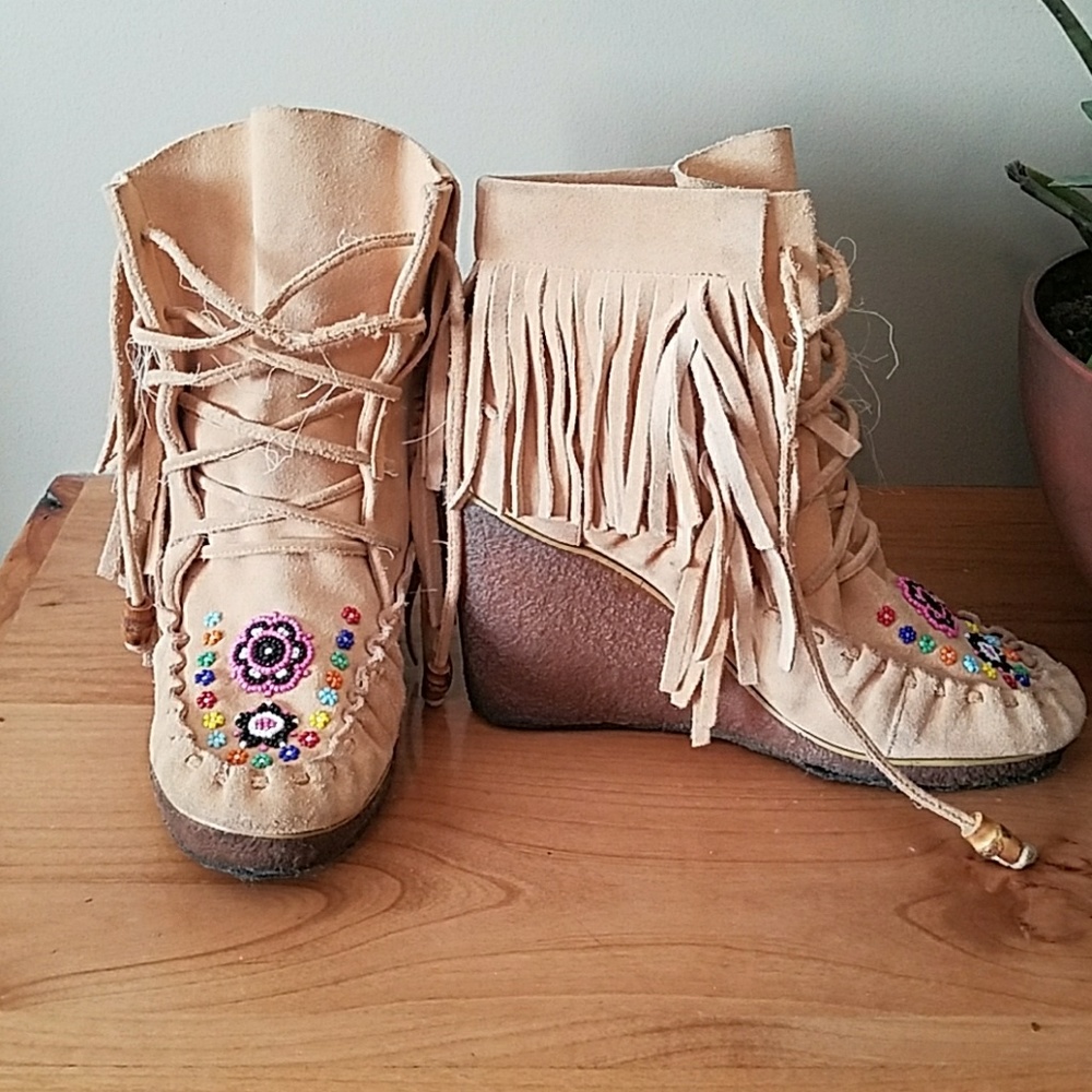 Fringed Tan Moccasin Boots